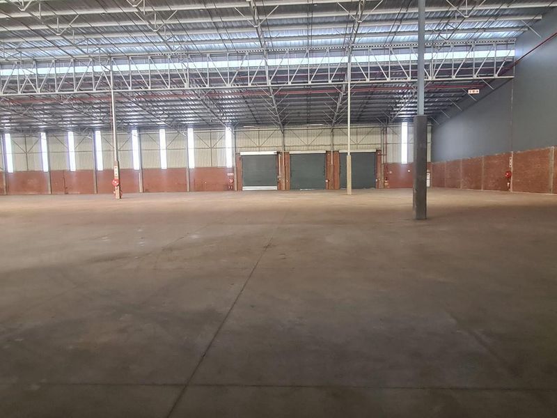 4 892m2 Pomona Warehouse To Let - Photo 10