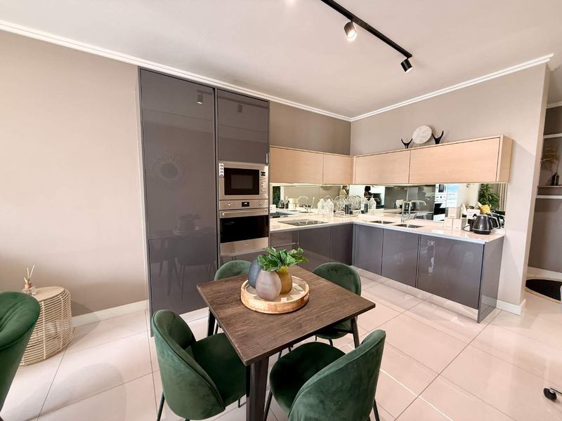 Fully furnished 2 bedroom apartment for sale at Ellipse. - Photo 5