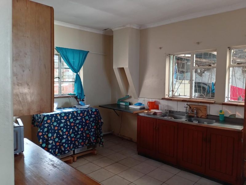 Family Home For Only R750 000 NEG - Photo 5