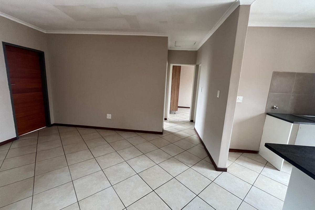 Experience the Perfect Blend of Comfort and Security in Sagewood - Photo 5