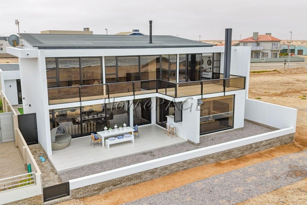 Sun Bay (Ext 11) Henties Bay:  MOST BEAUTIFUL BEACHFRONT VILLA IS FOR SALE - Photo 2