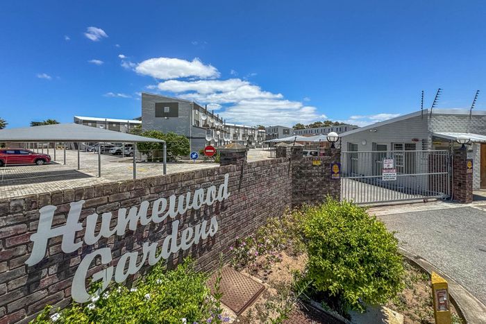 Property #2441671, Apartment For Sale in Humewood