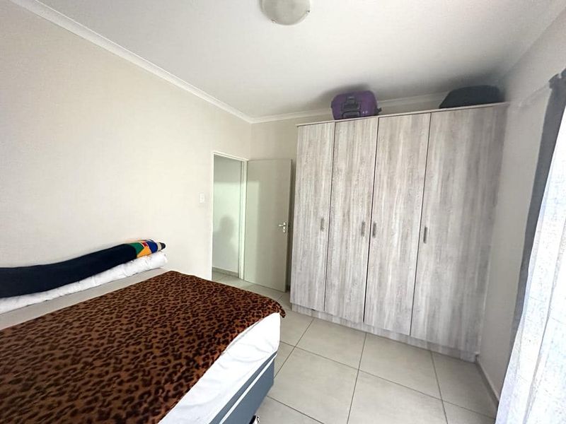 2 Bedroom Townhouse For Sale in Rocky Crest - Photo 6