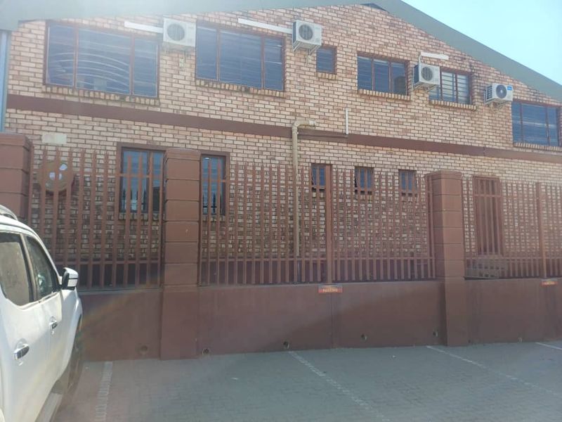 Warehouse To Rent – Lafrenz - Photo 4