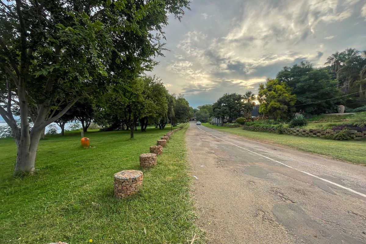 Your Perfect Spot Awaits in Kosmos Village—1,041m2 of Potential - Photo 5