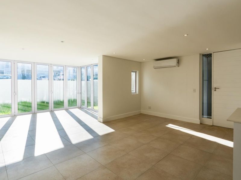 3-Bedroom Brand-New Home to Rent in Volière Estate, Stellenbosch - Photo 1