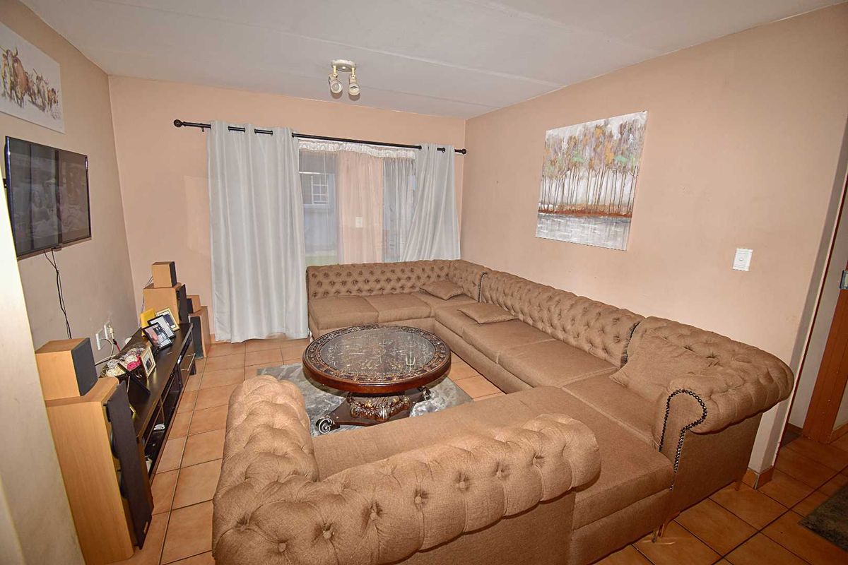 Ground floor unit - Photo 2