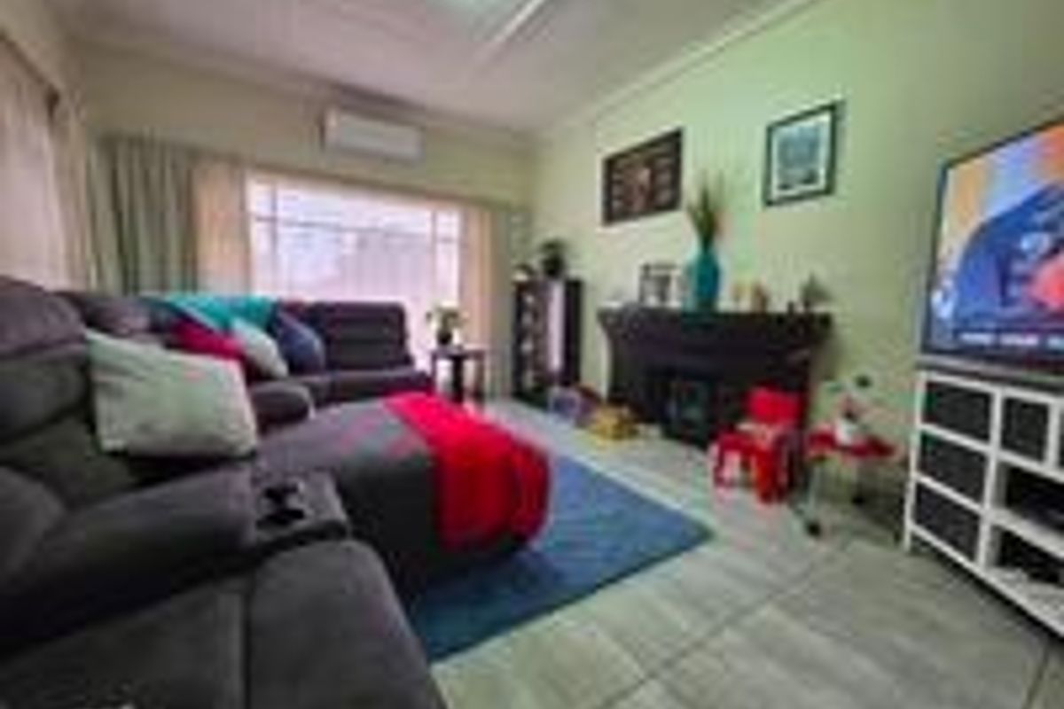 SUPERB FAMILY HOME OFFERING EASY LIVING IN NEW REDRUTH - Photo 4