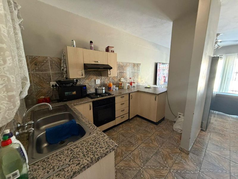2 BEDROOM APARTMENT FOR SALE - HOCHLANDPARK - Photo 8