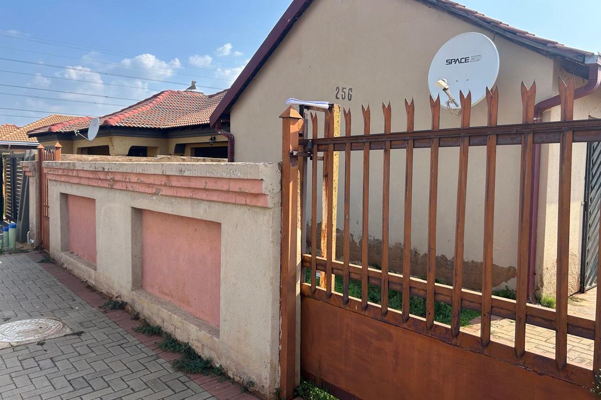 3 Bedroom Family House - Photo 5