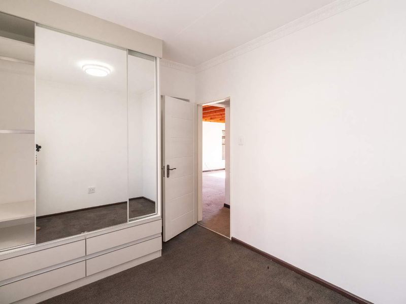 3 bedroom Cluster in Blue Lakes Estate - Photo 3