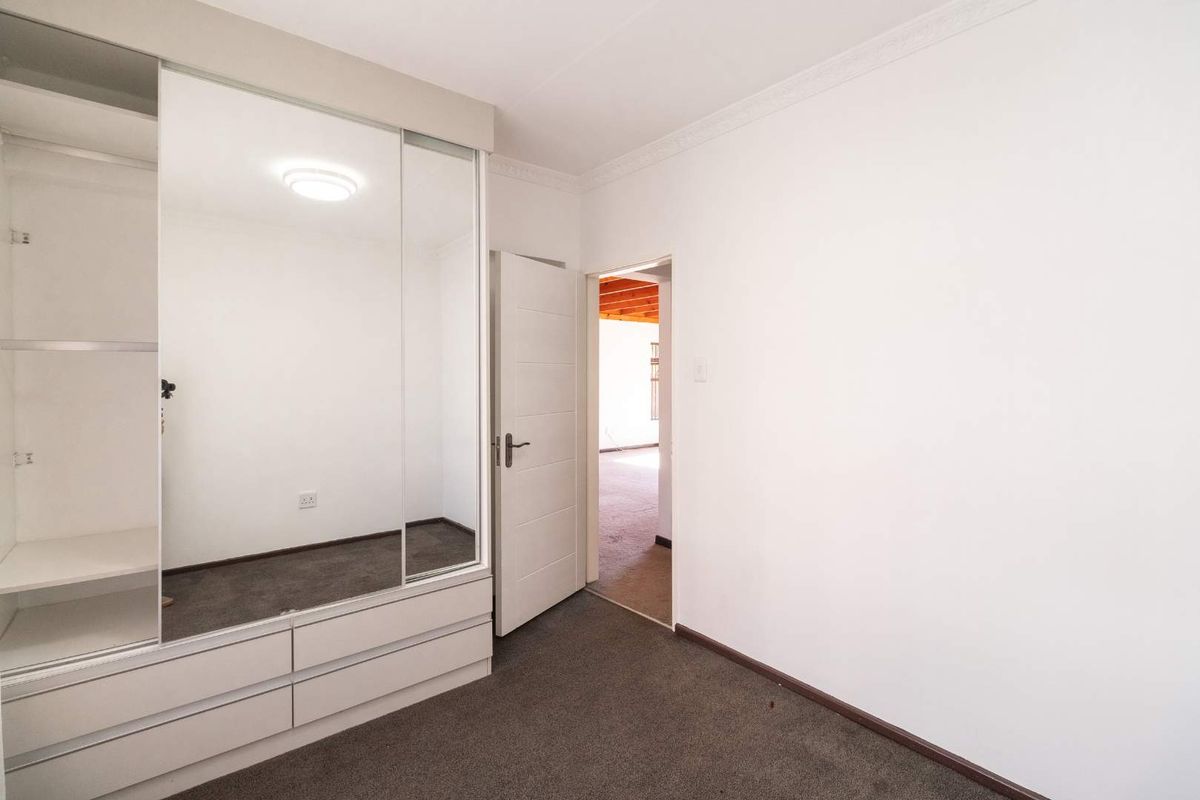 3 bedroom Cluster in Blue Lakes Estate - Photo 3