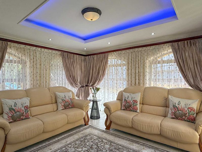 Neat as a pin Ballito home - Photo 9