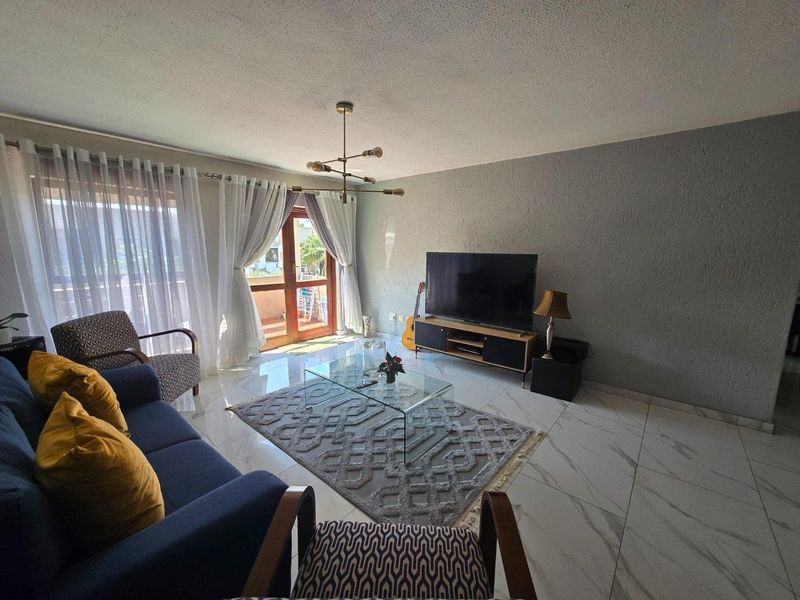 Townhouse For Sale in New Market Park, New Market, Alberton - Photo 9