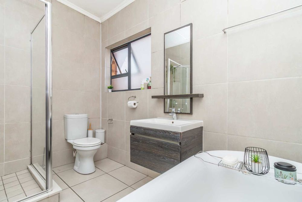Full bathroom