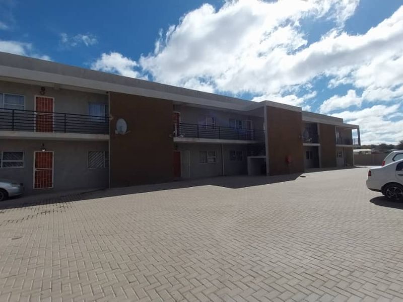 Okahandja - 2 Bedroom Apartment For Sale - Photo 10