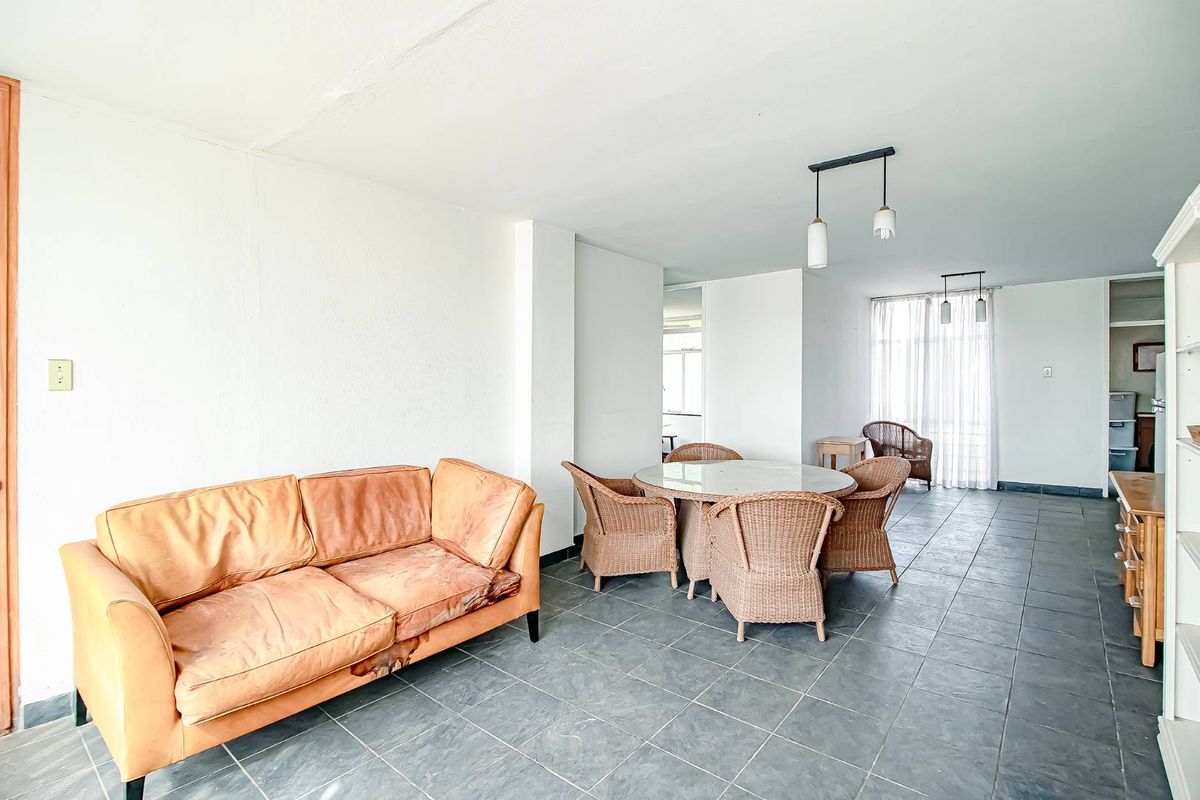 Beautiful Corner Unit - Photo 4
