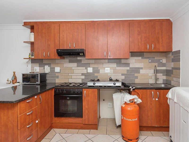 2 Bed Ground Floor Apartment - Photo 8