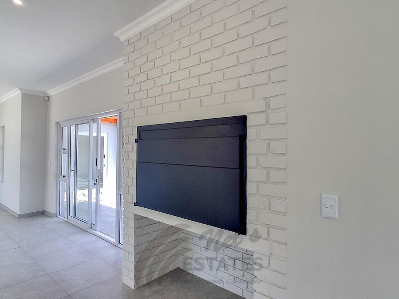 Newly Built Home with Separate Flat For Sale in Ocean View, Swakopmund - Photo 9