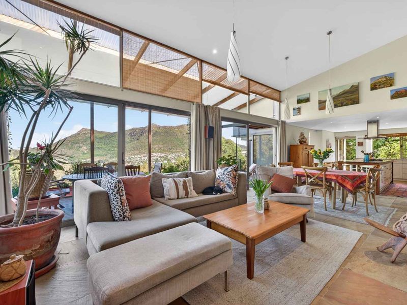 LET THE SUNSHINE IN – Berg-en-Dal Private Estate Villa - Photo 6