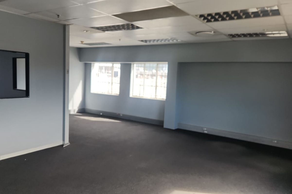 Commercial Property to let in Pinetown - Photo 5