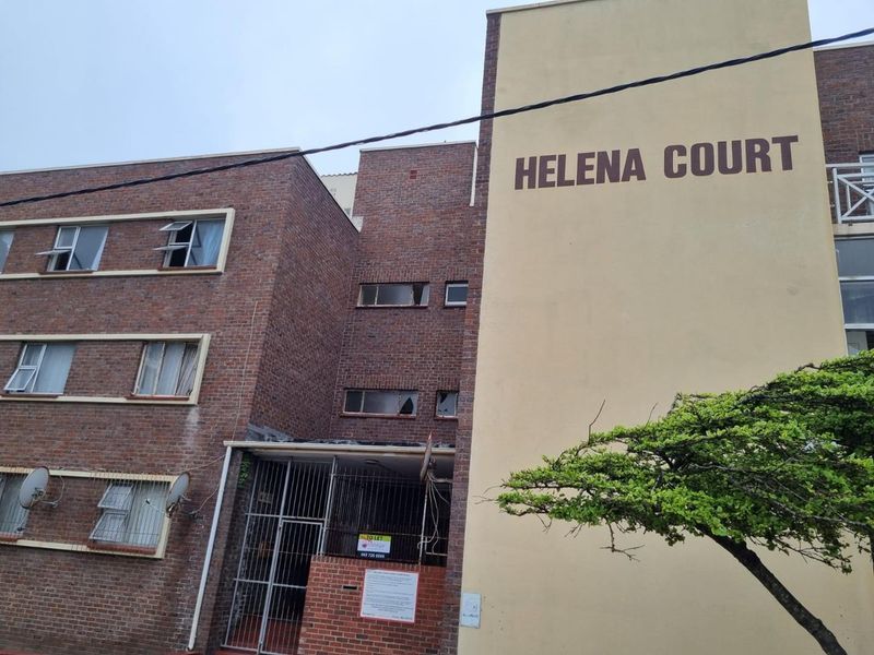 Investment  opportunity Apartment in Quigney - Photo 2