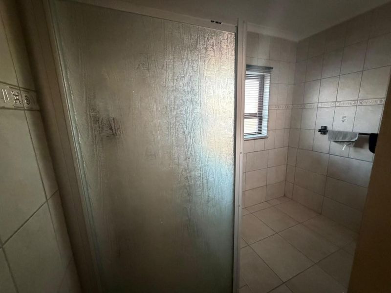 3 BEDROOM HOUSE FOR SALE - DORADO PARK - Photo 6