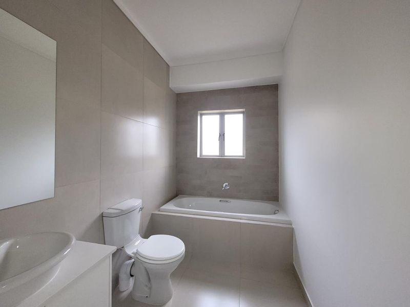 Mooikloof Country Estate 3 Bedroom House For Sale - Photo 9