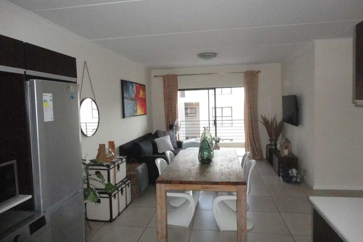 INVESTORS DELIGHT TOP TWO BED TWO BATH - Photo 4