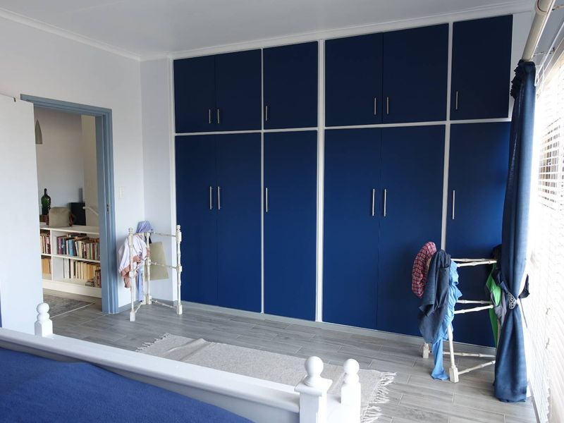 SEA VIEW PROPERTY OVERLOOKING THE BEACH PROMENADE - Photo 10