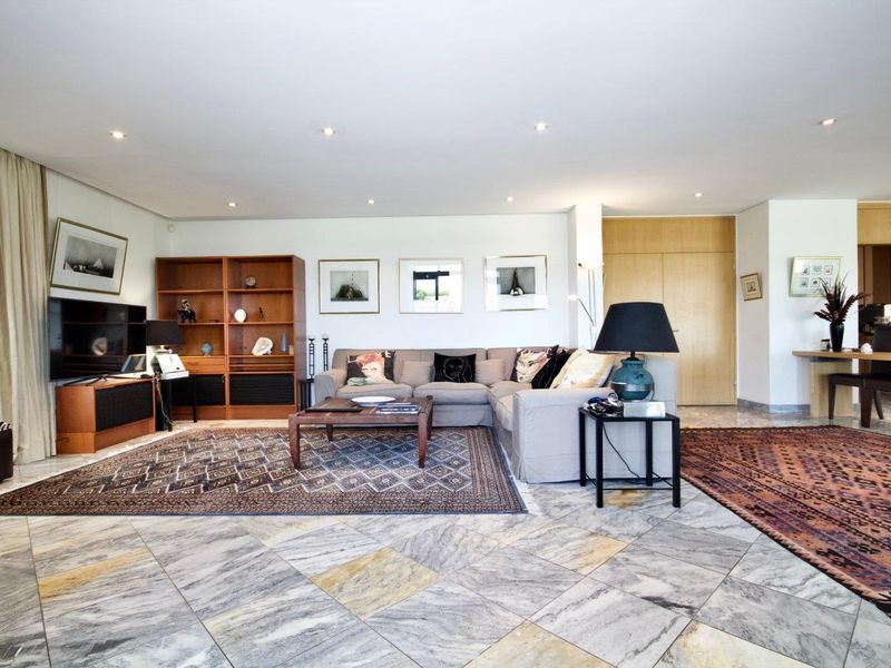 Fully Furnished Luxury beachfront home in Sunset Links Golf Estate - Photo 5