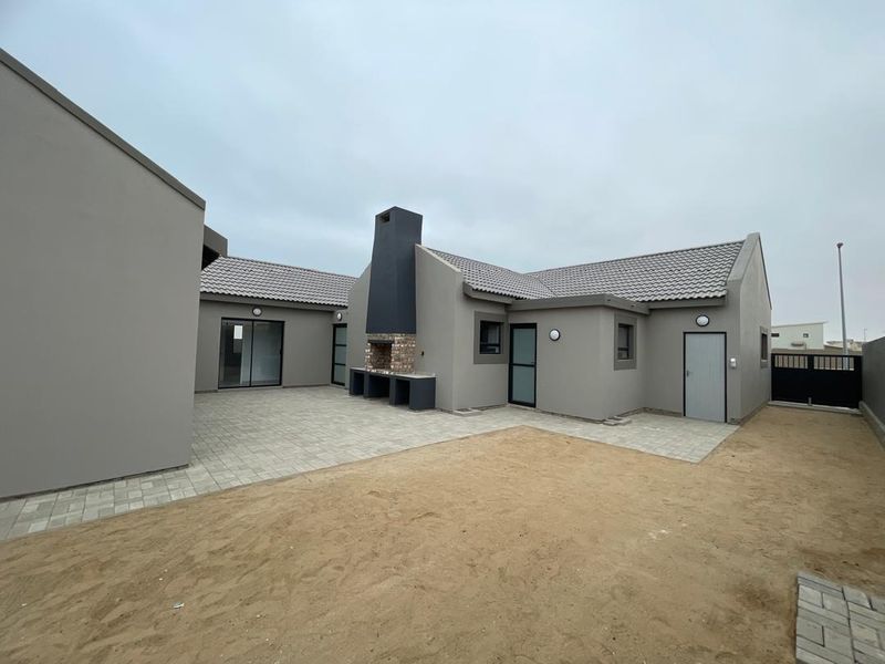 Beautiful House For Sale - Swakopmund - Photo 2