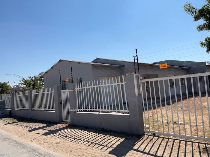 Property #2398737, House For Sale in Outapi Central