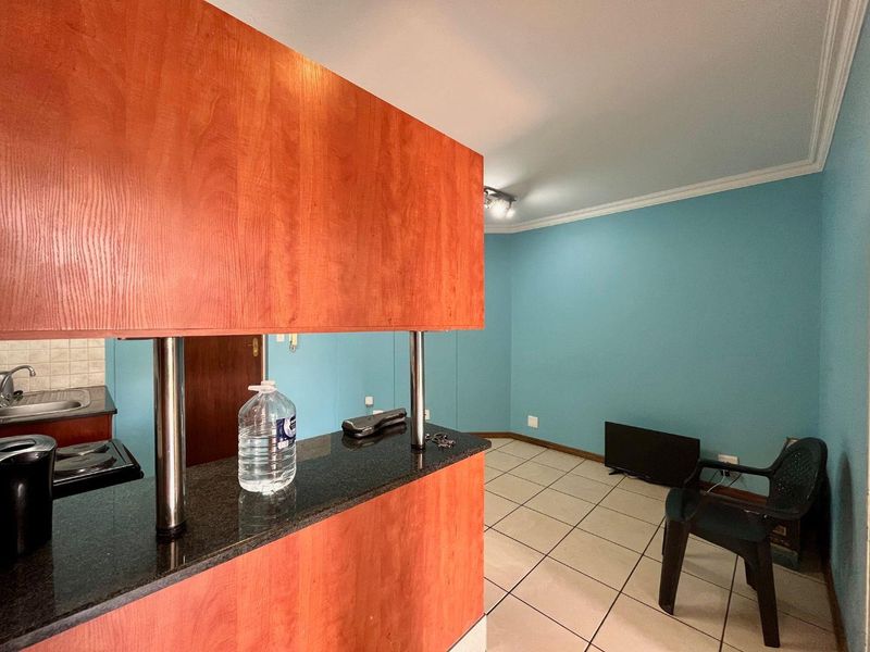 2 Bedroom Apartment for Sale in Hillcrest Boulevard II, Hatfield / Hillcrest - Photo 7