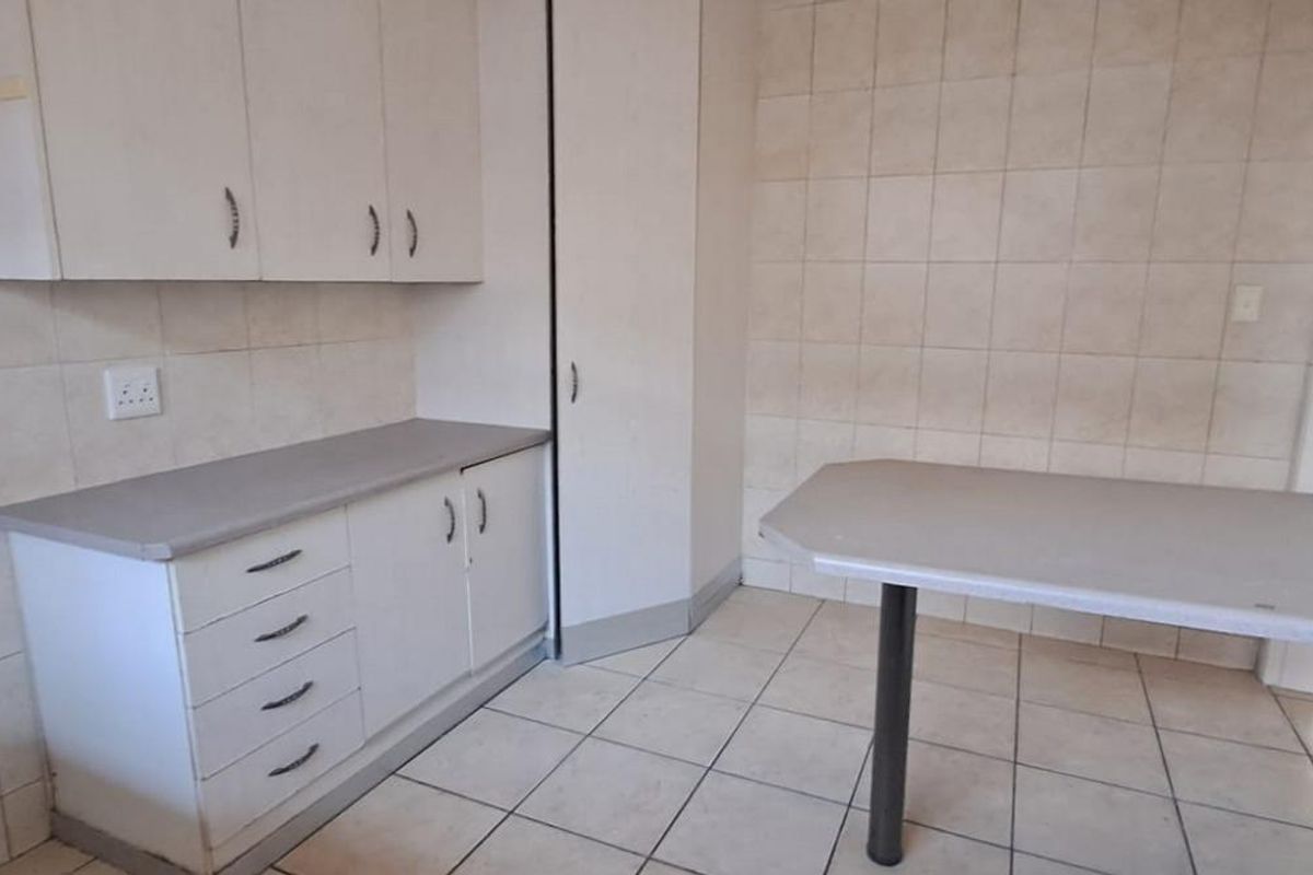 well Maintained Unit - Photo 2