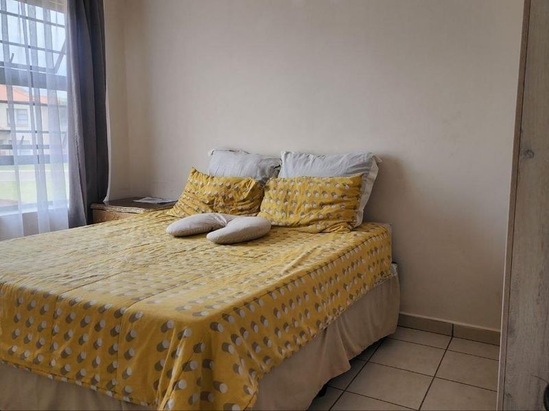 Comfort,Space and Everyday Elegance - Photo 9