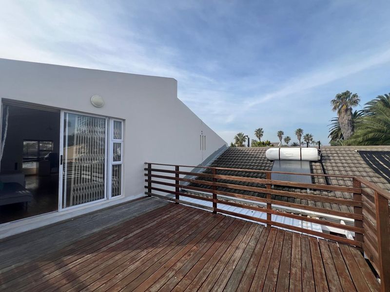 Separate Entrance Furnished Studio with Large Sunny Balcony - Photo 2