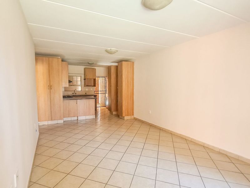 Welcome to Hazeldean – A Loadshedding-Free Area! - Photo 7