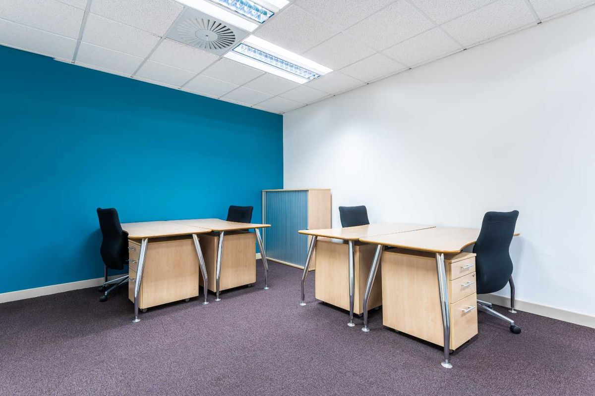 Book serviced office space for businesses of all sizes in Regus Umhlanga Ridge. - Photo 4