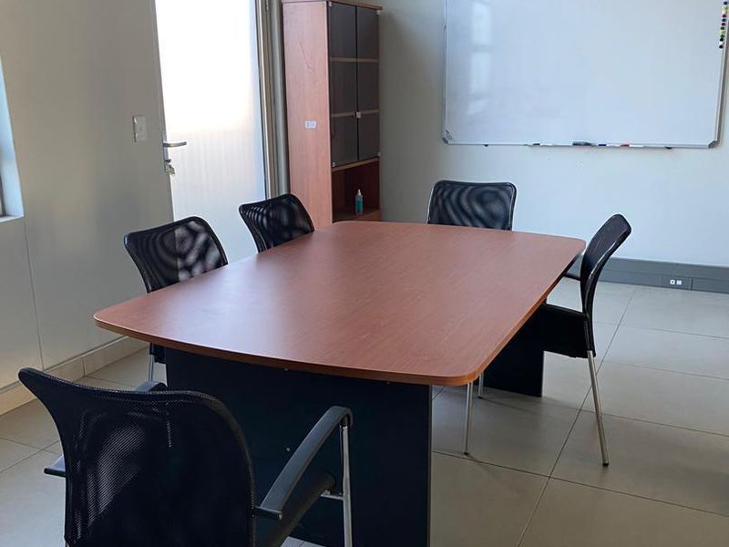 2 x OFFICE UNITS FOR SALE – KLEIN WINDHOEK - Photo 3