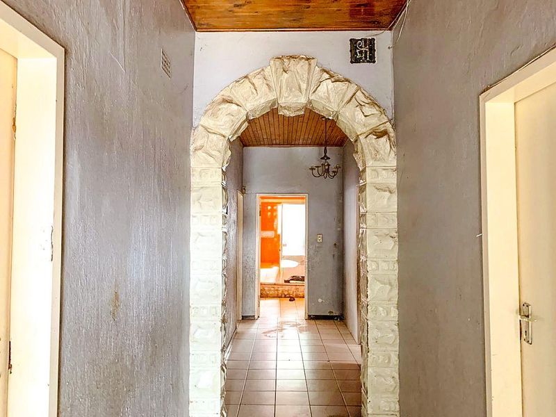 Secure & Spacious: Ideal for Families & Investors! - Photo 7