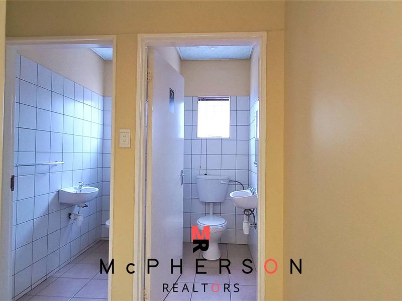 COMMERCIAL PROPERTY FOR SALE - Photo 10