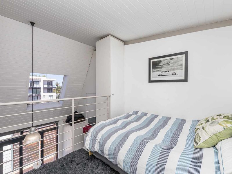 Next to UCT Medical Campus and Grootte Schuur - Photo 7