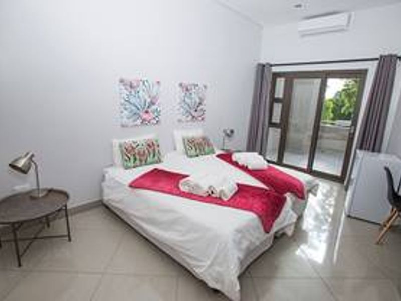 COMMERCIAL/RESIDENTAL PROPERTY FOR SALE - Photo 4