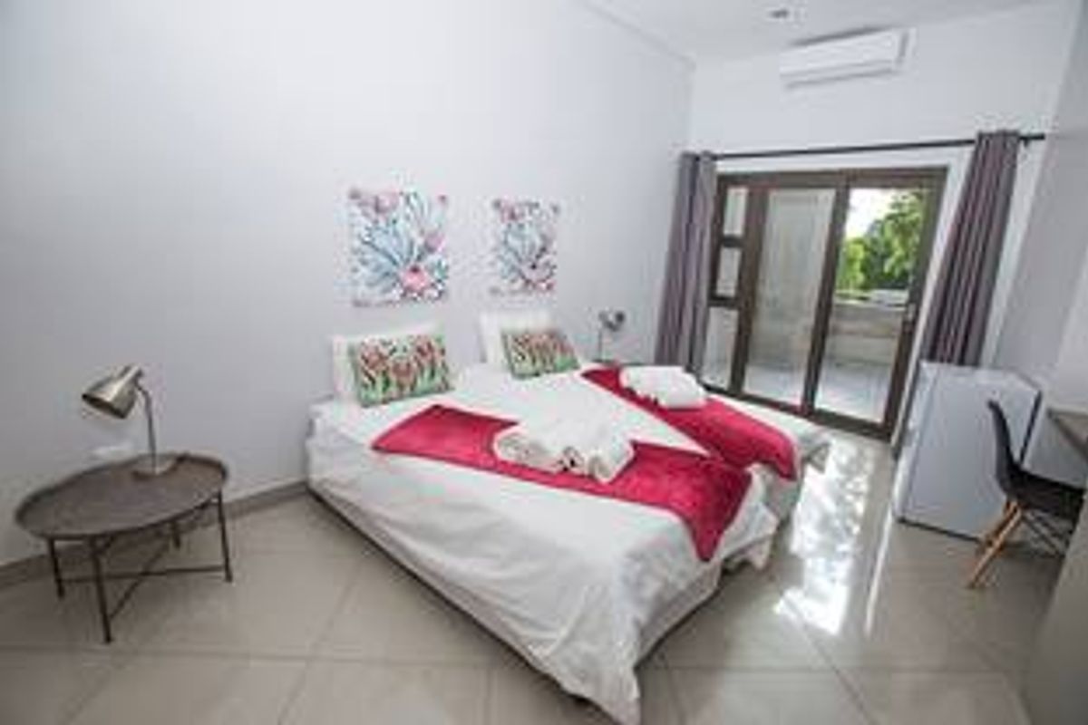 COMMERCIAL/RESIDENTAL PROPERTY FOR SALE - Photo 4