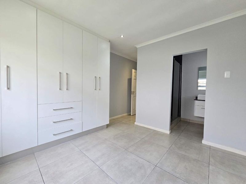 Spacious 118 m2 Family Home in Lovely Lovemore Park - Photo 10