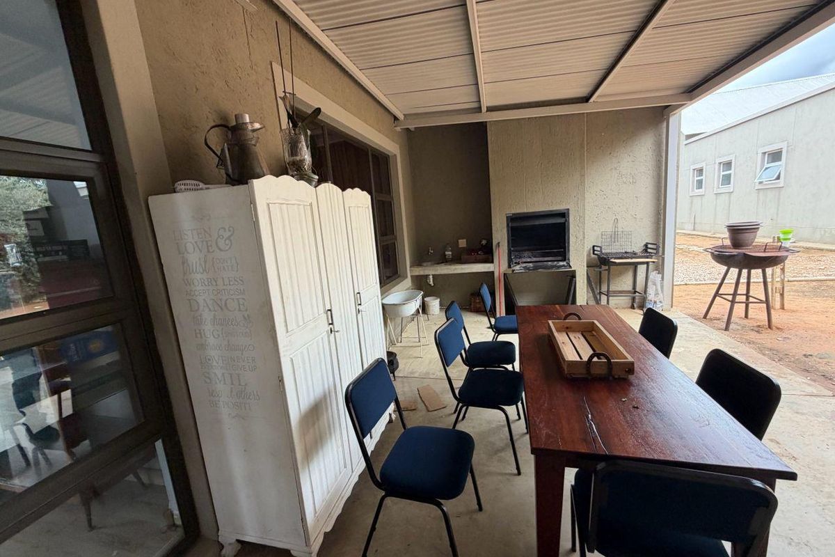 Stunning 4- bedroom Family Home For Sale - Photo 3