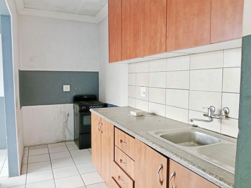 1 Bedroom Apartment for Sale in Opulent Mews, Vosloorus - Photo 5