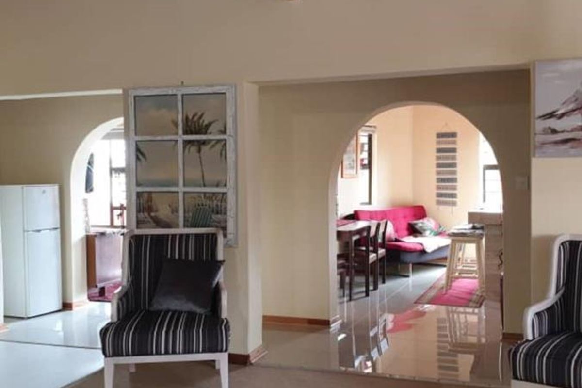 5 bedrooms House in Henties Bay - Photo 4