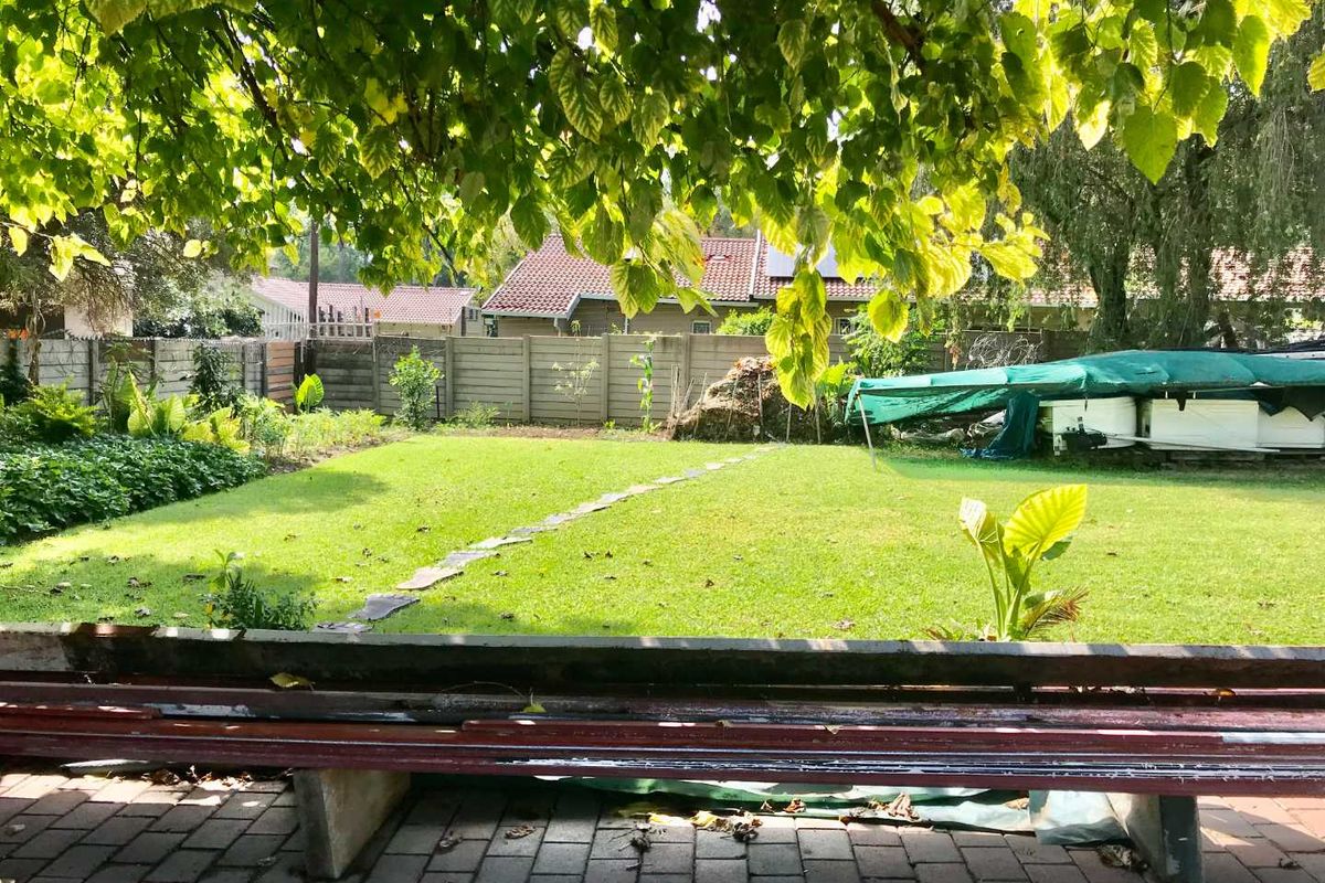 Spacious 4-Bedroom Home to Let - Photo 2